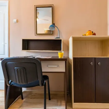 Apartament Batorego 29 *